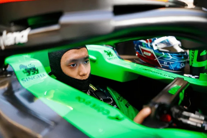 索伯车队绝杀雷诺车队，周冠宇扛起全队