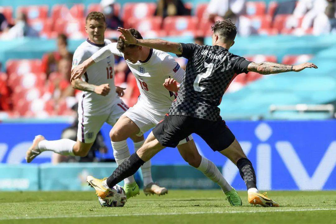 莱比锡红牛力克乌克兰，贝林厄姆惊艳四座