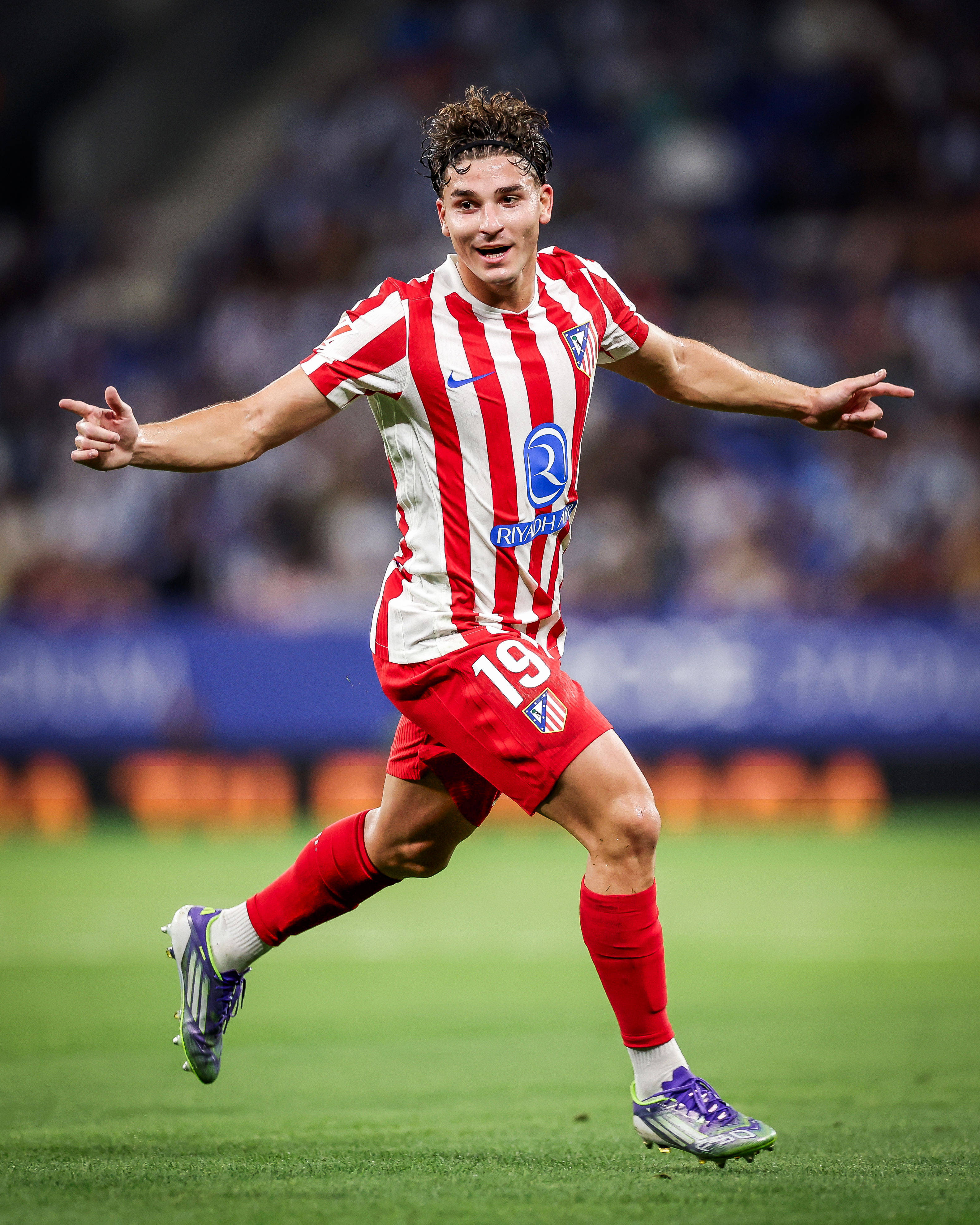 阿根廷翻盘美国,莱万送出助攻 阿根廷翻盘美国,莱万送出助攻