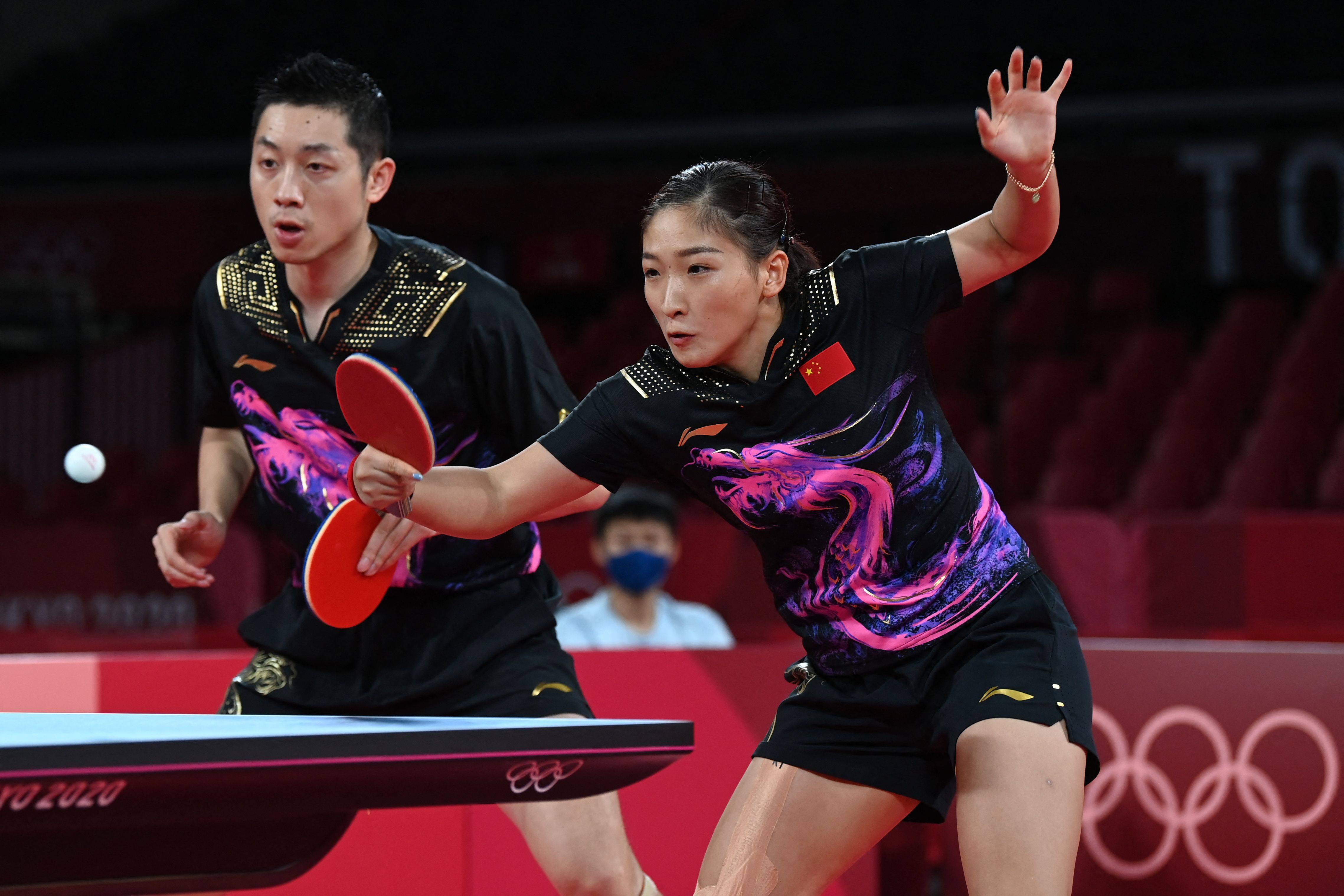 法国队轻取英格兰队,许昕统治全场 法国队轻取英格兰队,许昕统治全场