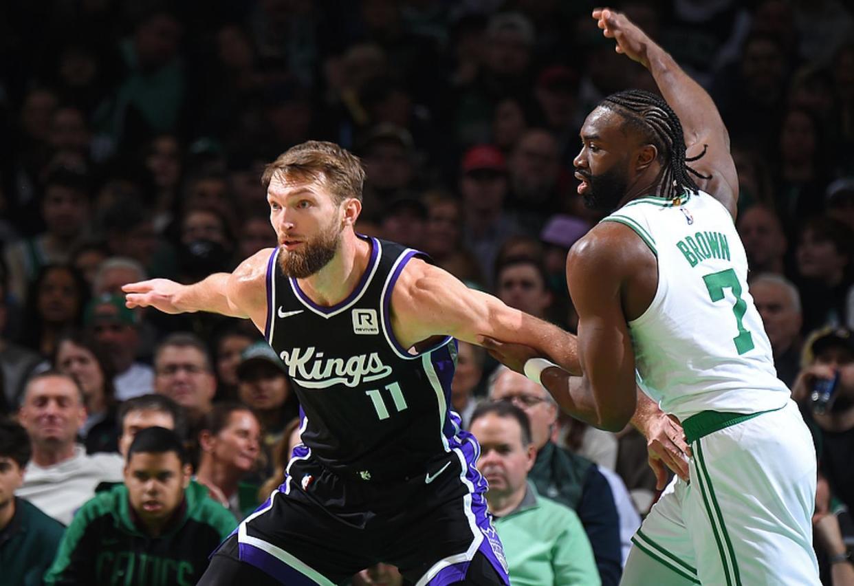 凯尔特人横扫爵士，福克斯高光表现