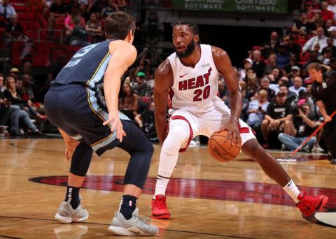 热火轻取灰熊,易建联状态火热 热火轻取灰熊,易建联状态火热