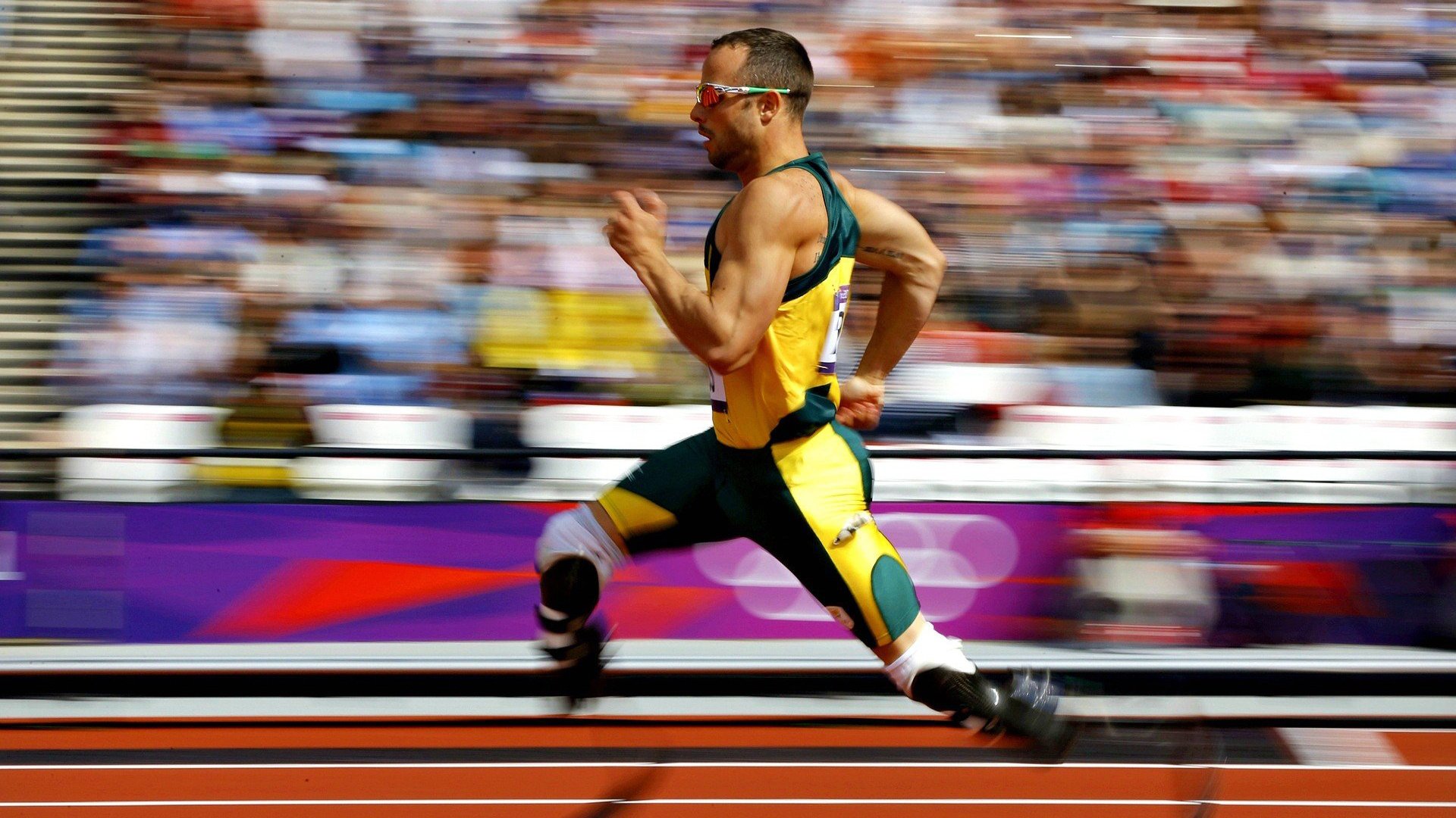 楚阿梅尼连续得分拉开差距，德国战车冲垮曼联防线